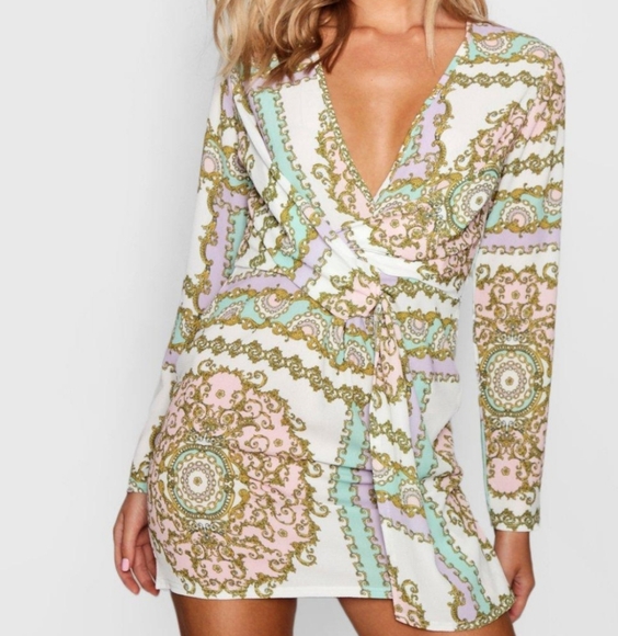 Boohoo Lottie Scarf Print Twist Wrap Shift Dress - Picture 1 of 11